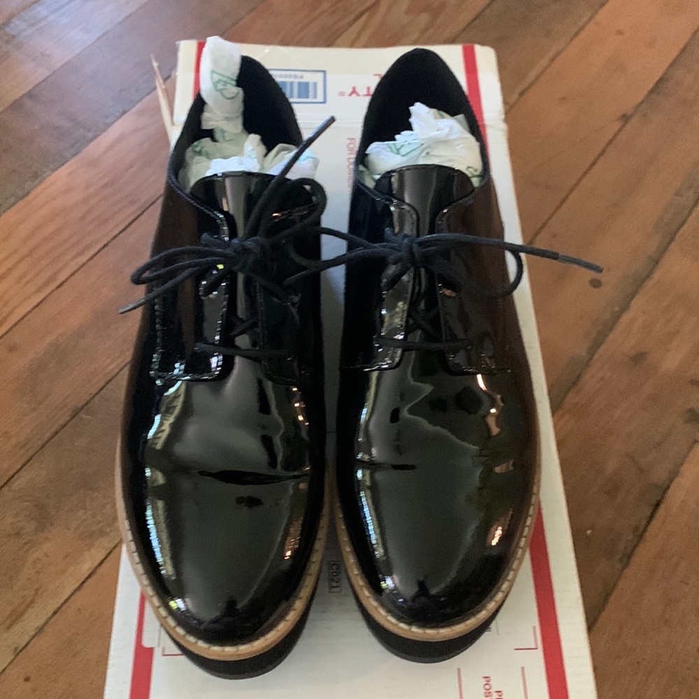 Eileen Fisher “Eddy” Shoes - Brand new!